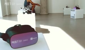 Una saòa del MEET con i visori VR