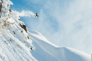 palying with snow
