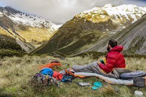 Lachlan Gardiner in Nuova Zelanda coi prodotti Sea To Summit