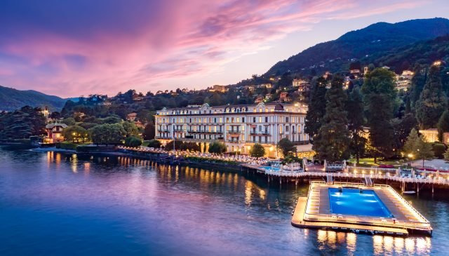 villa d'Este al tramonto vista da un drone