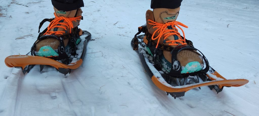 scarpe da trekking OLYMPUS 5 HIKE MID GTX MAN outdoor nella neve