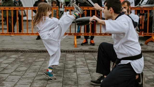La festa dello sport al Porto Antico di Genova, prove di arti marziali