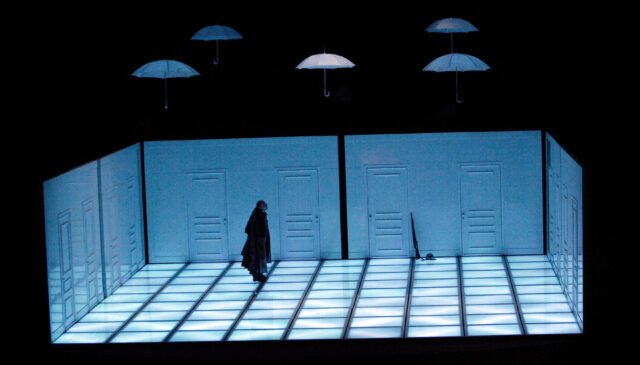 All'Opera Carlo Felice di Genova va in scena "Il cappello di paglia di Firenze", farsa musicale in quattro atti di Nino Rota su libretto proprio e di Ernesta Rinaldi