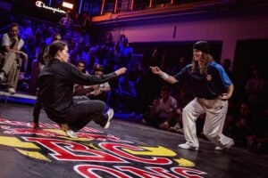 due ragazze si scontrano al Red Bull BC One Cypher Italy - credit: Mauro Puccini / Red Bull Content Pool