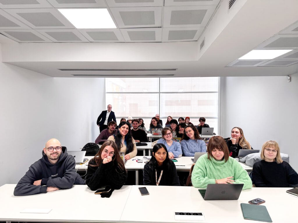 Agostino Spallina con gli studenti NABA x Varta
