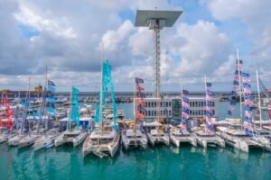 64SN _ Salone Nautico _00