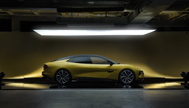 Lotus Emeya_Yellow