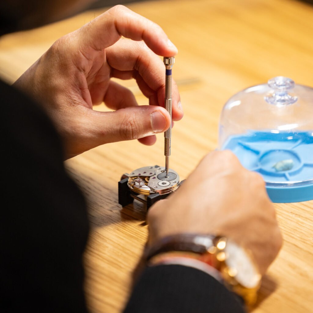 Watches and Wonders Geneva torna dal 14 al 20 aprile 2026, sette giorni di emozioni, innovazione e artigianato nel cuore dell'orologeria.