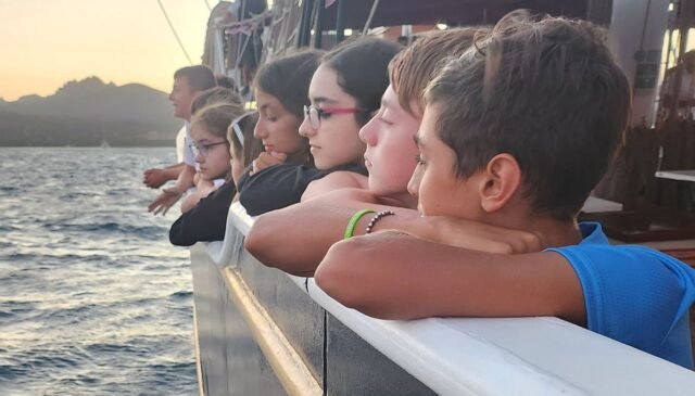 Dal 22 al 26 settembre torna su NAVE ITALIA “Sailing Media adventure - apprendere a gonfie vele”, il progetto promosso dal Centro Ripamonti ONLUS, sulla tratta da La Spezia a Genova.