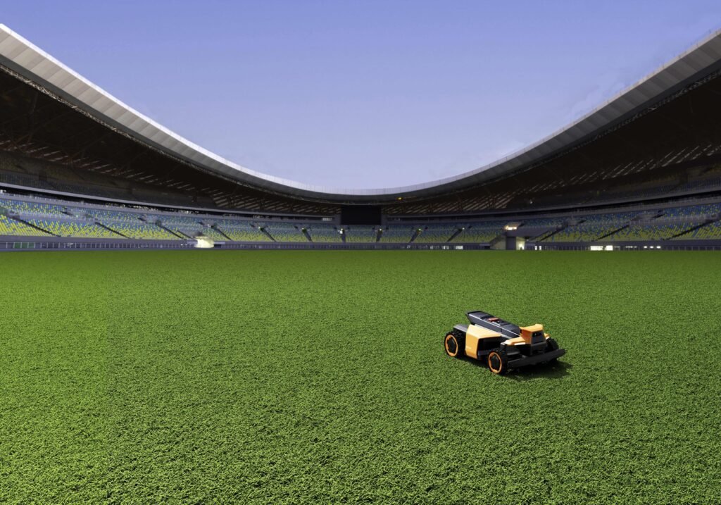 Navimow Terranox in un campo da calcio