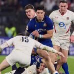 Un biglietto, due mete