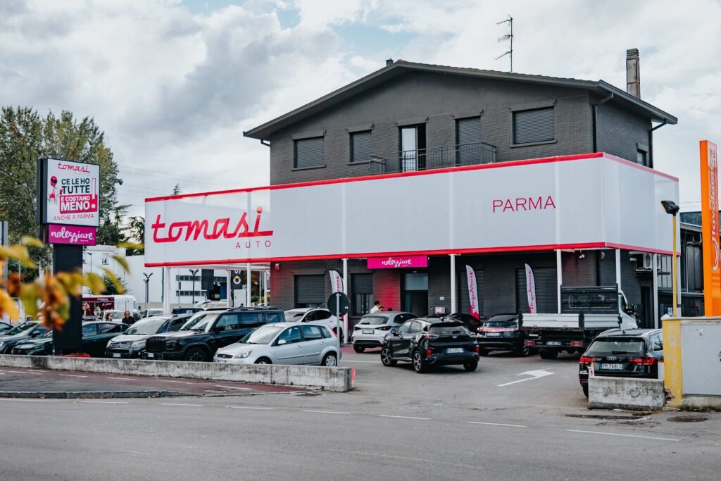la nuova sede di Tomasi Auto a Parma